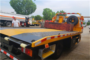 金水区附近拖车电话号码服务